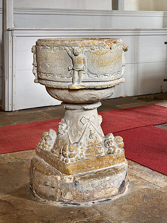 Taufstein Kirche Schellerhau