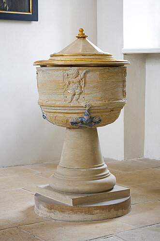 Taufstein Kirche Klingenberg